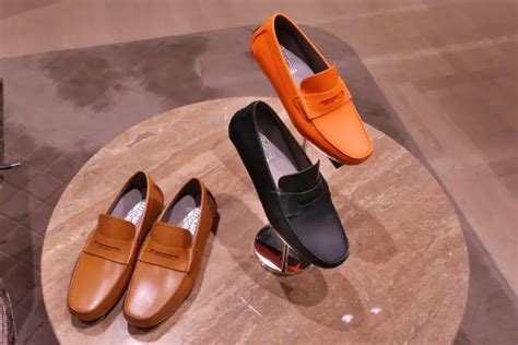 salvatore ferragamo shoes original vs fake|salvatore ferragamo shoes size guide.